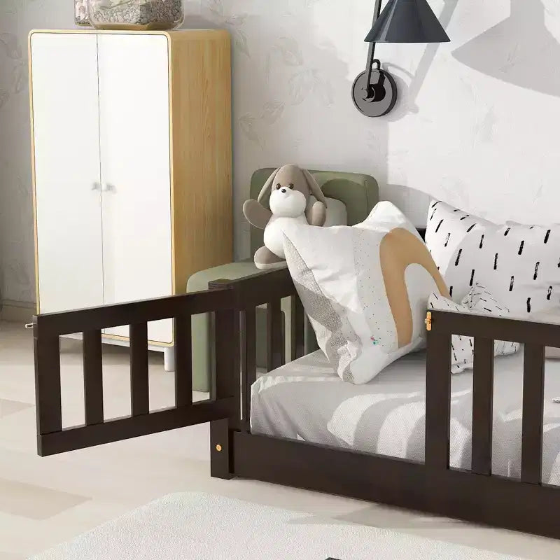 Twin Floor Bed with Fence & Door, Low Profile Montessori Kids Bed Frame, Solid Rubber Wood, Safety Guardrails, Easy Assembly